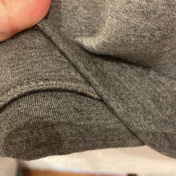 PINK TARTAN | size M | warm pullover with furry oversized front pockets | Grey - Picture 5 of 10